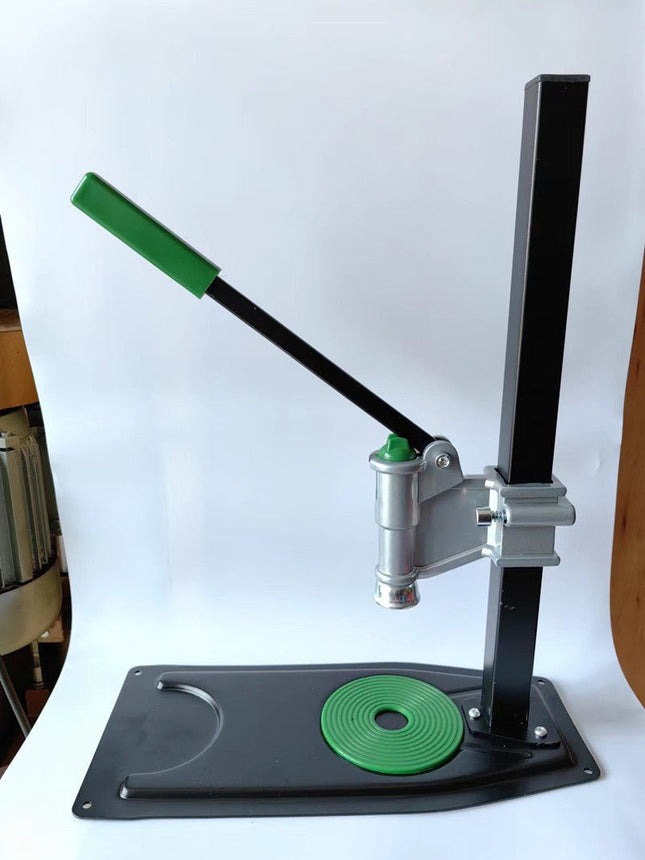 Bench bottle capper - Cocktailceremony
